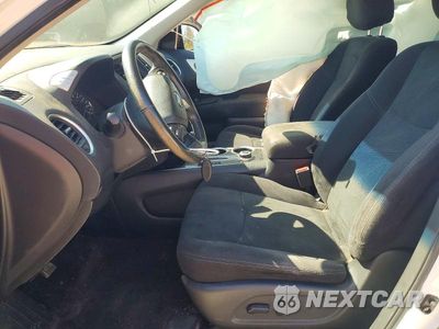 Zdjęcie 7 z 13 samochodu: 2016 NISSAN PATHFINDER SV VIN:5N1AR2MM2GC606696 - miniatura