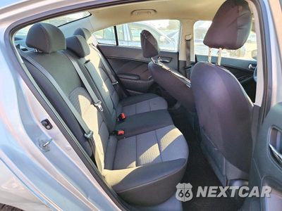 Zdjęcie 10 z 12 samochodu: 2015 KIA FORTE LX VIN:KNAFX4A66F5375710 - miniatura