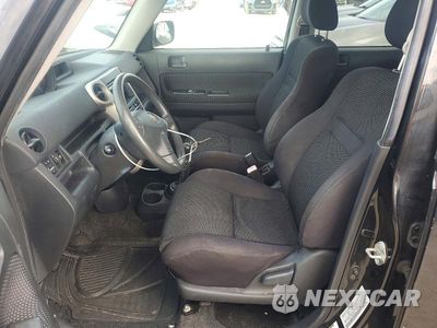Zdjęcie 7 z 12 samochodu: 2004 SCION XB BASE VIN:JTLKT334440159551 - miniatura