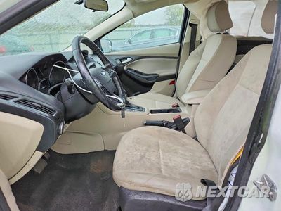 Zdjęcie 7 z 12 samochodu: 2016 FORD FOCUS SE VIN:1FADP3F23GL279482 - miniatura