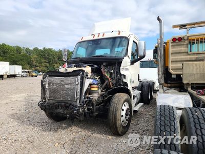 2023 FREIGHTLINER CASCADIA 126 SEMI TRUCK 3AKJHLDV5PDNY4622 - główne zdjęcie licytacji z USA - miniatura