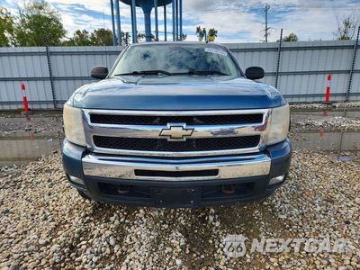 Piąte zdjęcie samochodu w środku: 2009 CHEVROLET SILVERADO K1500 LT VIN:3GCEK23369G265998 - miniatura