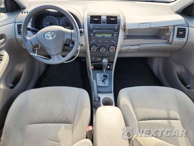 Zdjęcie 8 z 12 samochodu: 2009 TOYOTA COROLLA LE VIN:2T1BU40E39C059305 - miniatura