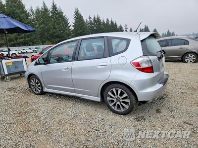 Drugie zdjęcie samochodu z przodu: 2013 HONDA FIT SPORT VIN:JHMGE8H56DC027821 - miniatura