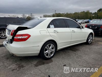 Trzecie zdjęcie samochodu z tyłu: 2011 MERCEDES-BENZ E 350 4MATIC VIN:WDDHF8HB4BA484859 - miniatura