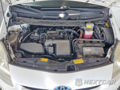 Zdjęcie 11 z 12 samochodu: 2011 TOYOTA PRIUS TWO VIN:JTDKN3DU9B5349768 - miniatura