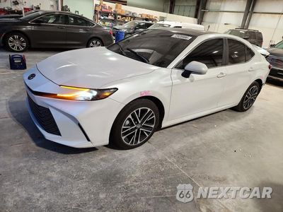 2026 TOYOTA CAMRY XLE 4T1DBADK6TU555654 - główne zdjęcie licytacji z USA - miniatura