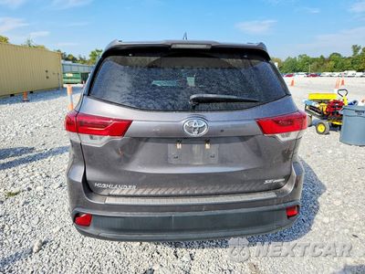 Zdjęcie 6 z 13 samochodu: 2018 TOYOTA HIGHLANDER SE VIN:5TDJZRFH8JS810681 - miniatura