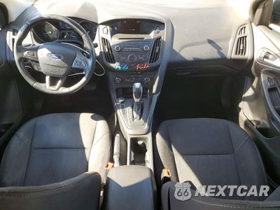 Zdjęcie 8 z 12 samochodu: 2016 FORD FOCUS SE VIN:1FADP3K2XGL405603 - miniatura