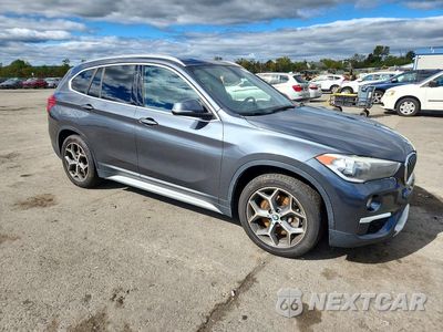 Czwarte zdjęcie samochodu z boku: 2018 BMW X1 XDRIVE28I VIN:WBXHT3C37J5L33983 - miniatura