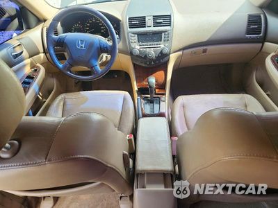 Zdjęcie 8 z 12 samochodu: 2006 HONDA ACCORD EX VIN:1HGCM66566A021611 - miniatura