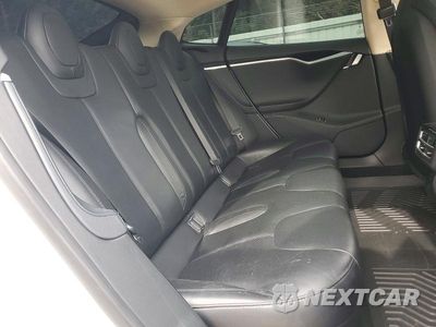 Zdjęcie 10 z 12 samochodu: 2014 TESLA MODEL S VIN:5YJSA1S17EFP30403 - miniatura