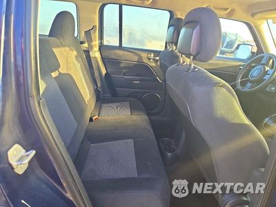Zdjęcie 11 z 13 samochodu: 2015 JEEP PATRIOT SPORT VIN:1C4NJPBBXFD204218 - miniatura