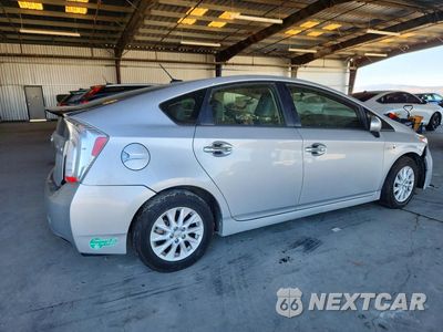 Trzecie zdjęcie samochodu z tyłu: 2013 TOYOTA PRIUS PLUG-IN HYBRID BASE VIN:JTDKN3DP1D3038277 - miniatura