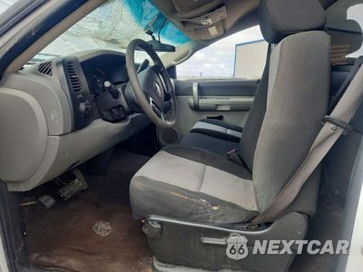 Zdjęcie 7 z 12 samochodu: 2008 CHEVROLET SILVERADO C1500 VIN:1GCEC14XX8Z277465 - miniatura