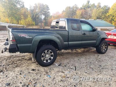 Trzecie zdjęcie samochodu z tyłu: 2010 TOYOTA TACOMA V6 VIN:5TEUU4EN3AZ692936 - miniatura