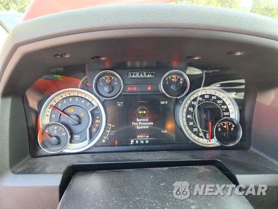 Zdjęcie 9 z 12 samochodu: 2015 RAM 1500 SLT VIN:3C6RR7LT7FG532627 - miniatura