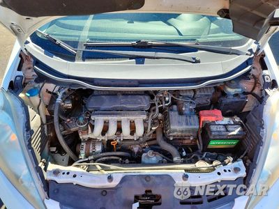 Zdjęcie 11 z 12 samochodu: 2010 HONDA FIT SPORT VIN:JHMGE8H44AC030431 - miniatura