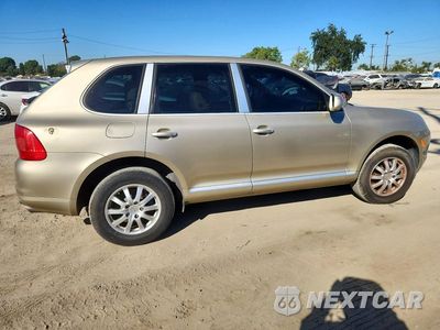 Trzecie zdjęcie samochodu z tyłu: 2005 PORSCHE CAYENNE VIN:WP1AA29P15LA21621 - miniatura