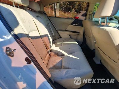 Zdjęcie 10 z 12 samochodu: 2016 HONDA ACCORD LX VIN:1HGCR2F37GA247781 - miniatura