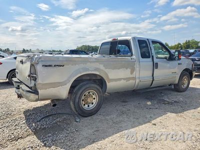 Trzecie zdjęcie samochodu z tyłu: 2001 FORD F250 SUPER DUTY VIN:1FTNX20F01EC07431 - miniatura