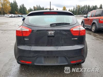 Zdjęcie 6 z 13 samochodu: 2015 KIA RIO 5-DOOR SX VIN:KNADN5A33F6499825 - miniatura