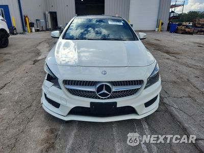 Piąte zdjęcie samochodu w środku: 2014 MERCEDES-BENZ CLA 250 VIN:WDDSJ4EBXEN044837 - miniatura