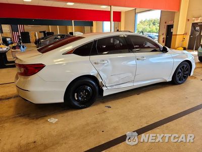 Trzecie zdjęcie samochodu z tyłu: 2019 HONDA ACCORD LX VIN:1HGCV1F17KA155874 - miniatura