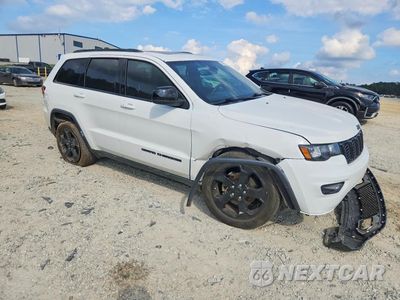 Czwarte zdjęcie samochodu z boku: 2019 JEEP GRAND CHEROKEE LAREDO VIN:1C4RJFAG0KC797287 - miniatura
