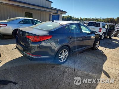 Trzecie zdjęcie samochodu z tyłu: 2011 KIA OPTIMA LX VIN:KNAGM4A73B5163167 - miniatura