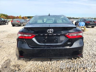 Zdjęcie 6 z 12 samochodu: 2022 TOYOTA CAMRY SE VIN:4T1G11AK9NU661085 - miniatura
