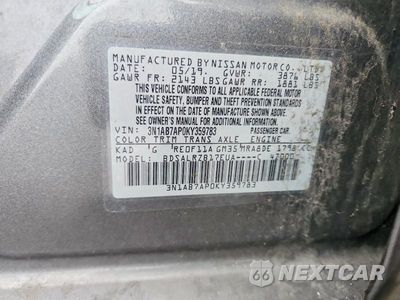 Zdjęcie 12 z 12 samochodu: 2019 NISSAN SENTRA SR VIN:3N1AB7AP0KY359783 - miniatura