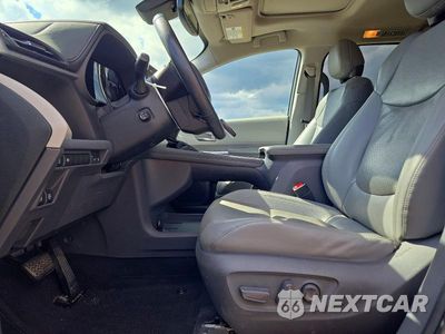 Zdjęcie 7 z 14 samochodu: 2021 TOYOTA SIENNA LIMITED 7-PASSENGER VIN:5TDZRKEC8MS029289 - miniatura