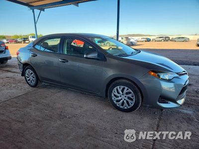 Czwarte zdjęcie samochodu z boku: 2018 TOYOTA COROLLA LE VIN:5YFBURHE6JP826408 - miniatura