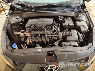Zdjęcie 11 z 12 samochodu: 2023 HYUNDAI ELANTRA SEL VIN:KMHLS4AG6PU438630 - miniatura