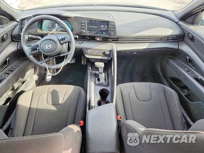 Zdjęcie 8 z 13 samochodu: 2025 HYUNDAI ELANTRA SEL SPORT VIN:KMHLM4DG5SU876800 - miniatura
