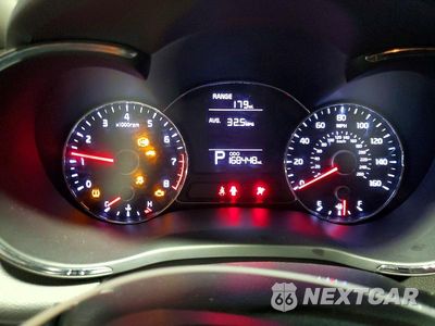 Zdjęcie 9 z 13 samochodu: 2016 KIA FORTE LX VIN:KNAFK4A63G5568459 - miniatura