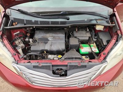 Zdjęcie 12 z 13 samochodu: 2015 TOYOTA SIENNA XLE 7-PASSENGER VIN:5TDDK3DC1FS094414 - miniatura