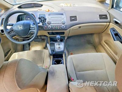 Zdjęcie 8 z 13 samochodu: 2006 HONDA CIVIC LX VIN:1HGFA16546L006604 - miniatura