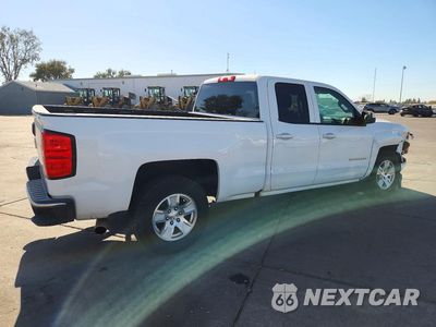 Trzecie zdjęcie samochodu z tyłu: 2018 CHEVROLET SILVERADO C1500 LT VIN:1GCRCREH6JZ195701 - miniatura