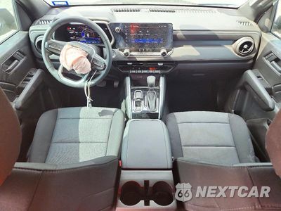 Zdjęcie 8 z 12 samochodu: 2026 CHEVROLET COLORADO VIN:1GCPSBEK0T1257365 - miniatura