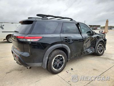 Trzecie zdjęcie samochodu z tyłu: 2026 NISSAN PATHFINDER ROCK CREEK VIN:5N1DR3BE4TC265973 - miniatura
