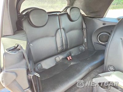 Zdjęcie 10 z 12 samochodu: 2009 MINI COOPER S VIN:WMWMS33539TG88303 - miniatura