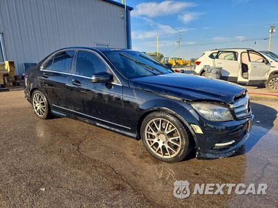 Czwarte zdjęcie samochodu z boku: 2011 MERCEDES-BENZ C 300 VIN:WDDGF5EB0BR167564 - miniatura