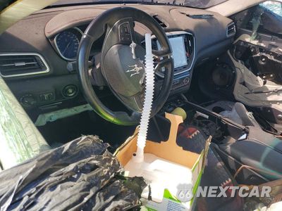 Zdjęcie 8 z 12 samochodu: 2016 MASERATI GHIBLI VIN:ZAM57XSA6G1180990 - miniatura