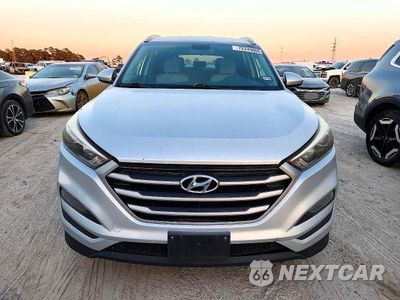 Piąte zdjęcie samochodu w środku: 2018 HYUNDAI TUCSON SEL VIN:KM8J33A48JU677026 - miniatura