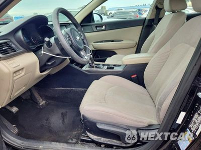 Zdjęcie 7 z 12 samochodu: 2018 KIA OPTIMA LX VIN:5XXGT4L37JG258454 - miniatura