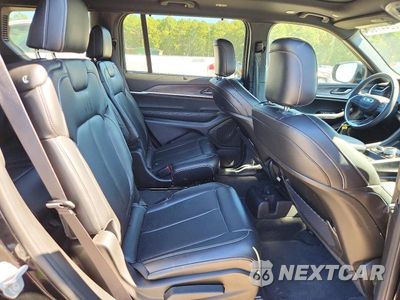 Zdjęcie 11 z 13 samochodu: 2025 JEEP GRAND CHEROKEE L LIMITED VIN:1C4RJKBG2S8638197 - miniatura