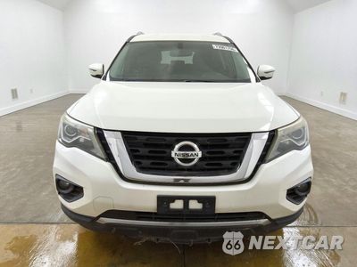 Piąte zdjęcie samochodu w środku: 2018 NISSAN PATHFINDER SV VIN:5N1DR2MM2JC625401 - miniatura