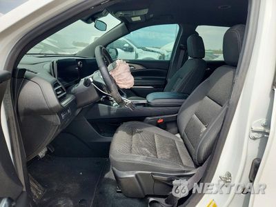 Zdjęcie 7 z 13 samochodu: 2024 CHEVROLET TRAVERSE LS VIN:1GNEREKSXRJ243109 - miniatura